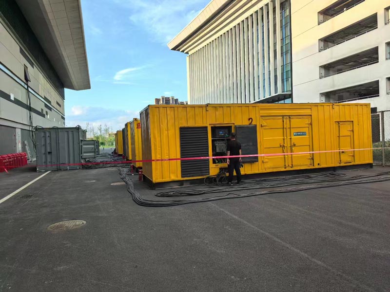 成都柴油发电机冬季保养注意事项？