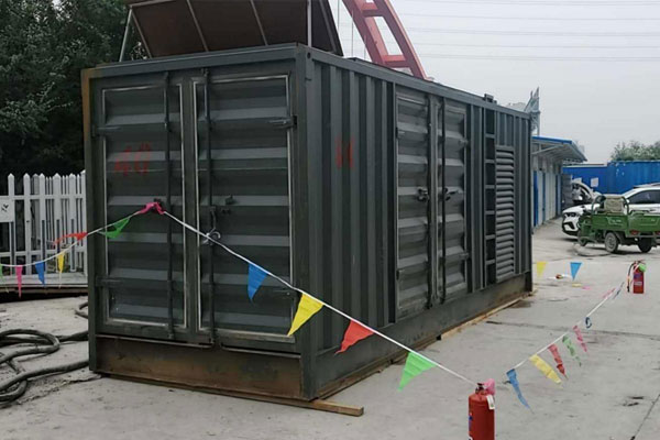 成都发电机租赁空气滤清器多久更换一次?